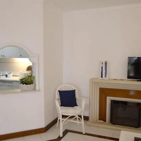Apartment Av. Tivoli Апартаменты *