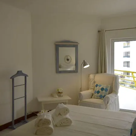 Апартаменты Apartment Av. Tivoli
