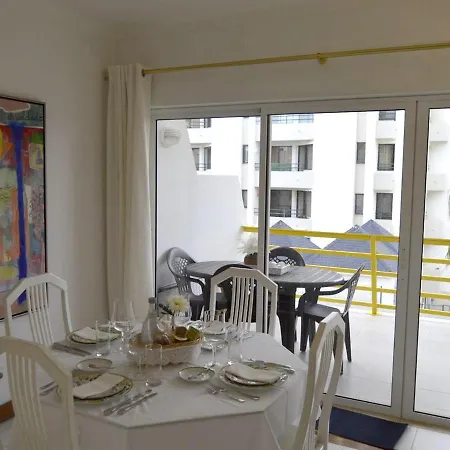 Apartment Av. Tivoli Апартаменты *